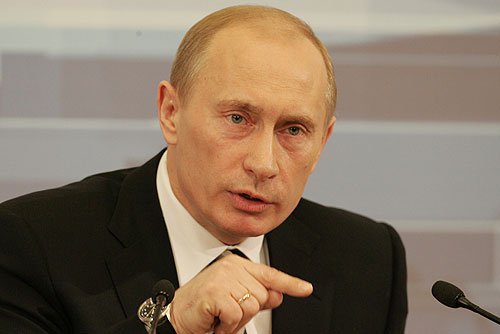 Putyin skizofrén utitársai